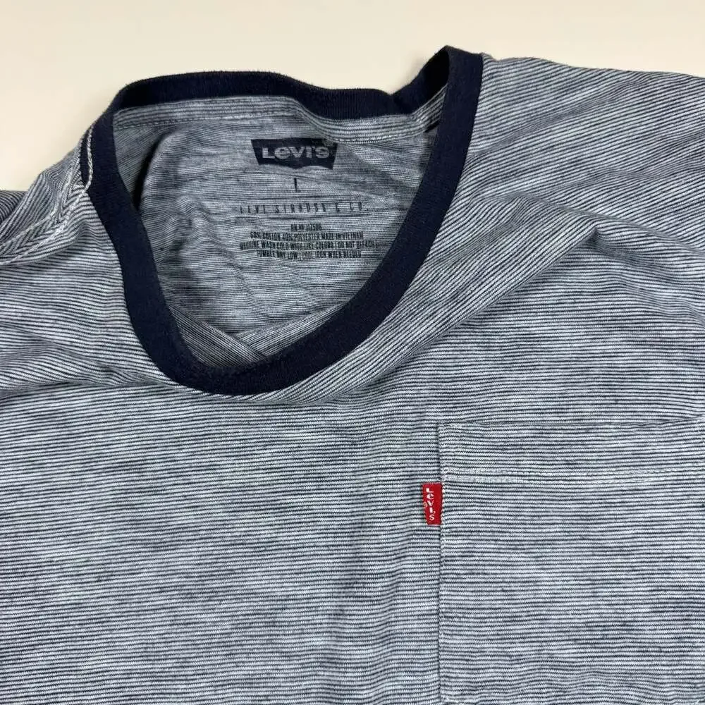 Levi's Mens Space Dye Pocket T-Shirt Blue Gray Size L